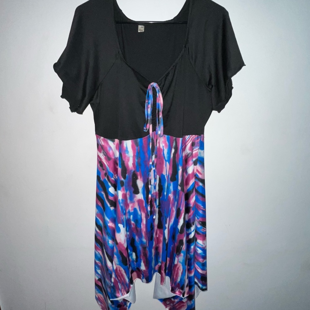 Women's Black and Multicolor Tie-Front Top dress